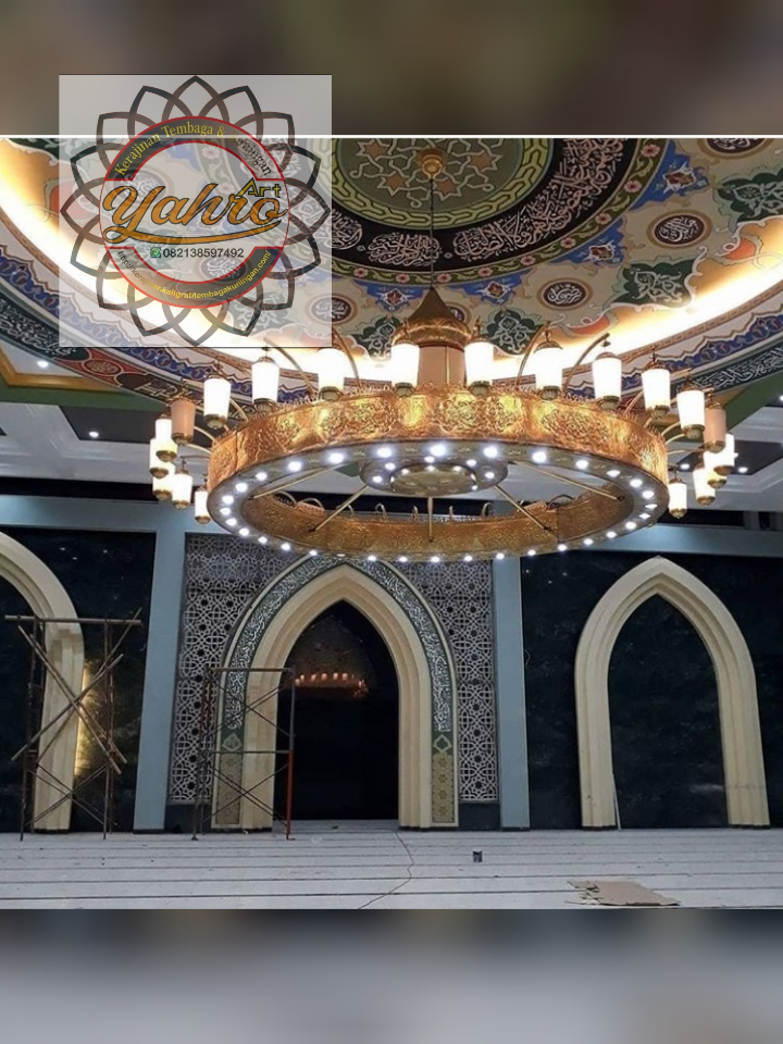 Lampu Gantung Masjid Kuningan