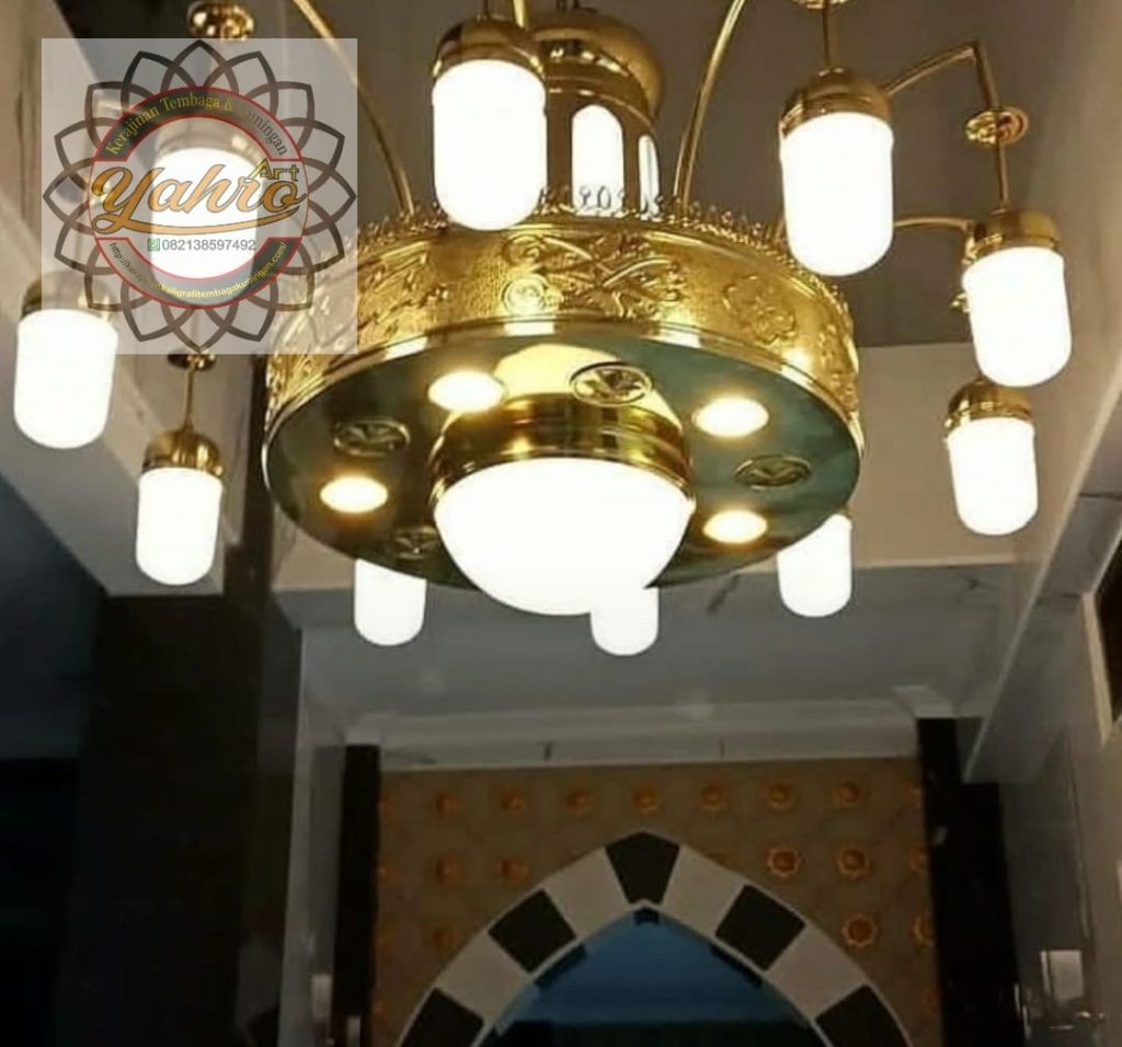 Kerajinan Lampu Gantung Masjid Nabawi Tembaga Dan Kuningan